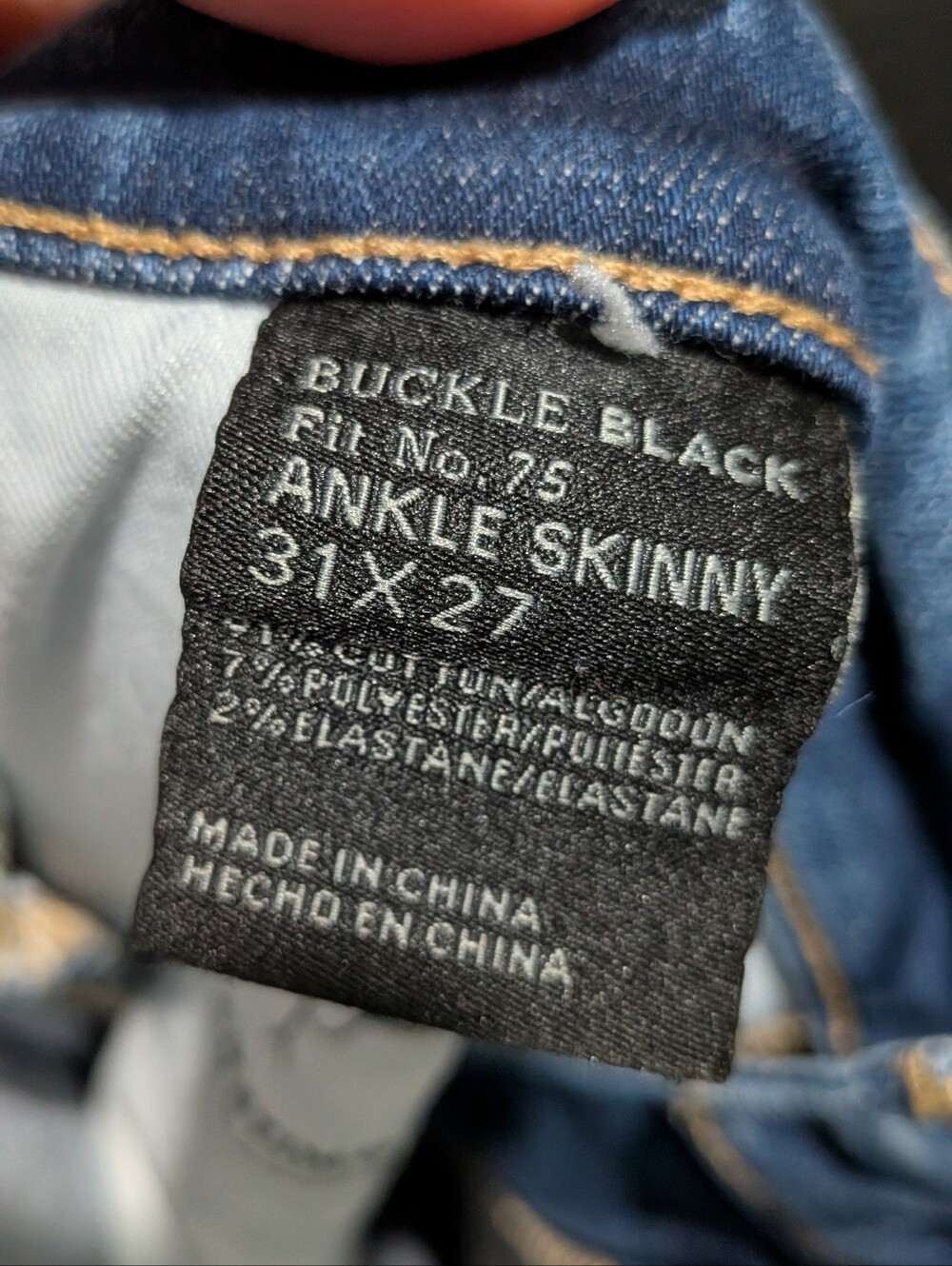 Buckle Black Fit 75 High Rise Distressed Skinny Jeans Sz 31 Fits Sz 12 - Picture 8 of 9